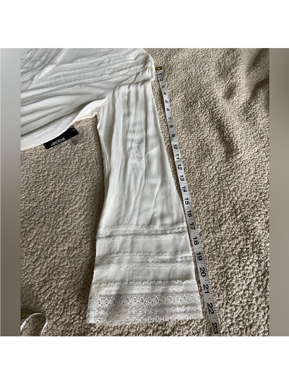 ☀️ Ardene ☀️ cream coloured lace blouse - Picture 6 of 7